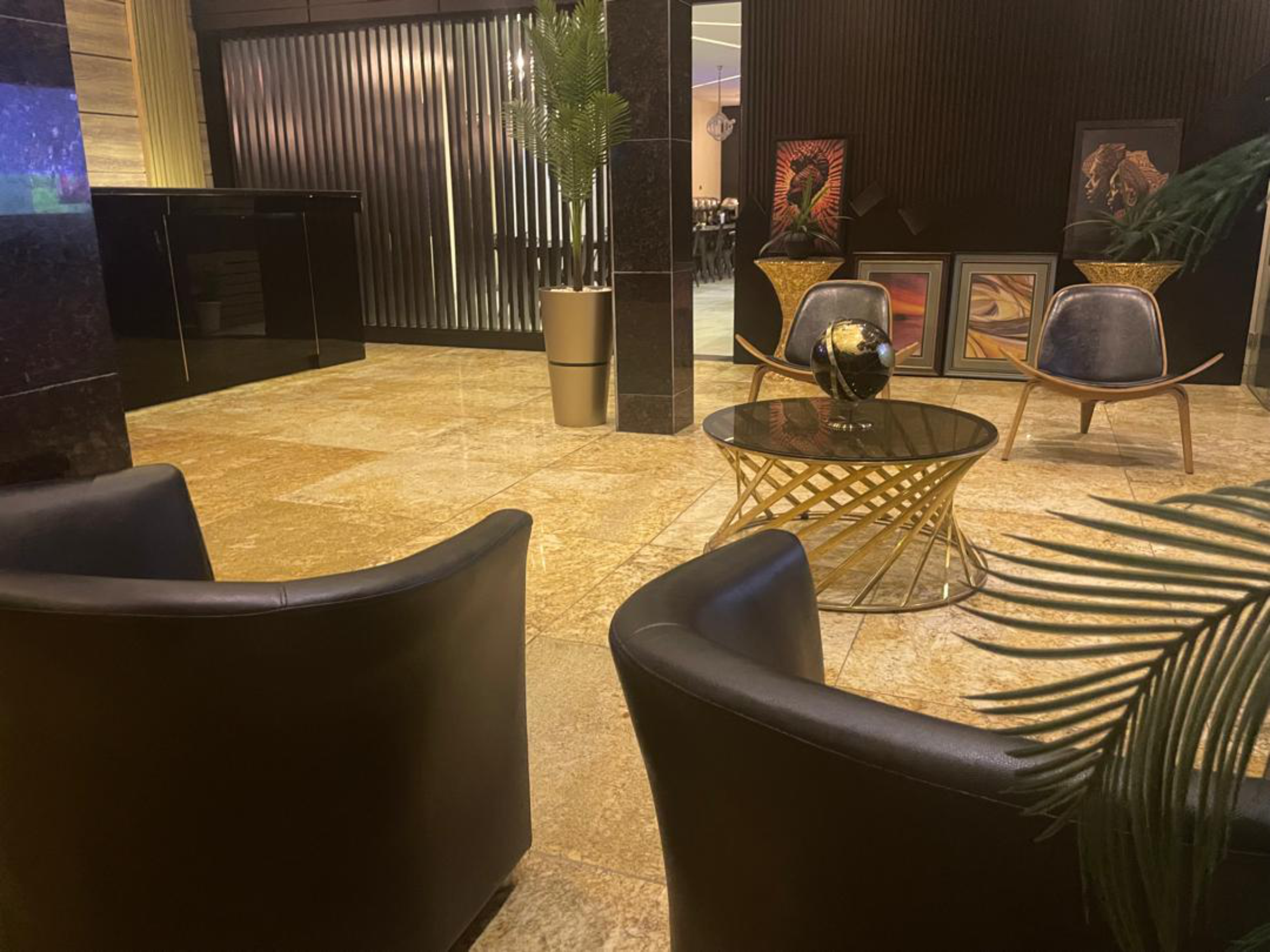 gallery1